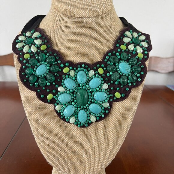 Stella & Dot Cortez Bib Necklace - Picture 2 of 9